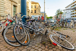 "Fahrradleichen" am Mainzer Hauptbahnhof © Carlo Müller-Hopp