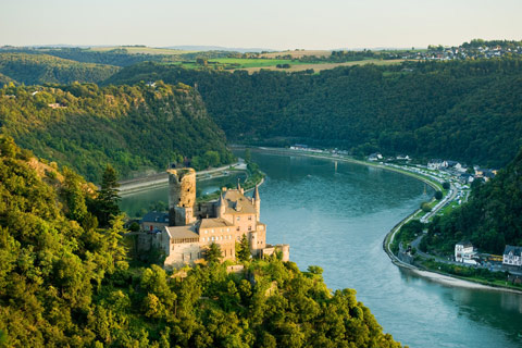 Blick auf Burg Katz - Foto: Dominik Ketz © Rheinland-Pfalz Tourismus GmbH