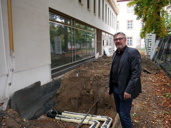 Ortstermin beim Nahwärmenetz "Kulturquartier" mit Dezernent Jens Voll