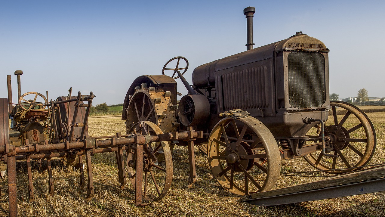 Brauchtum Traktor Lieg