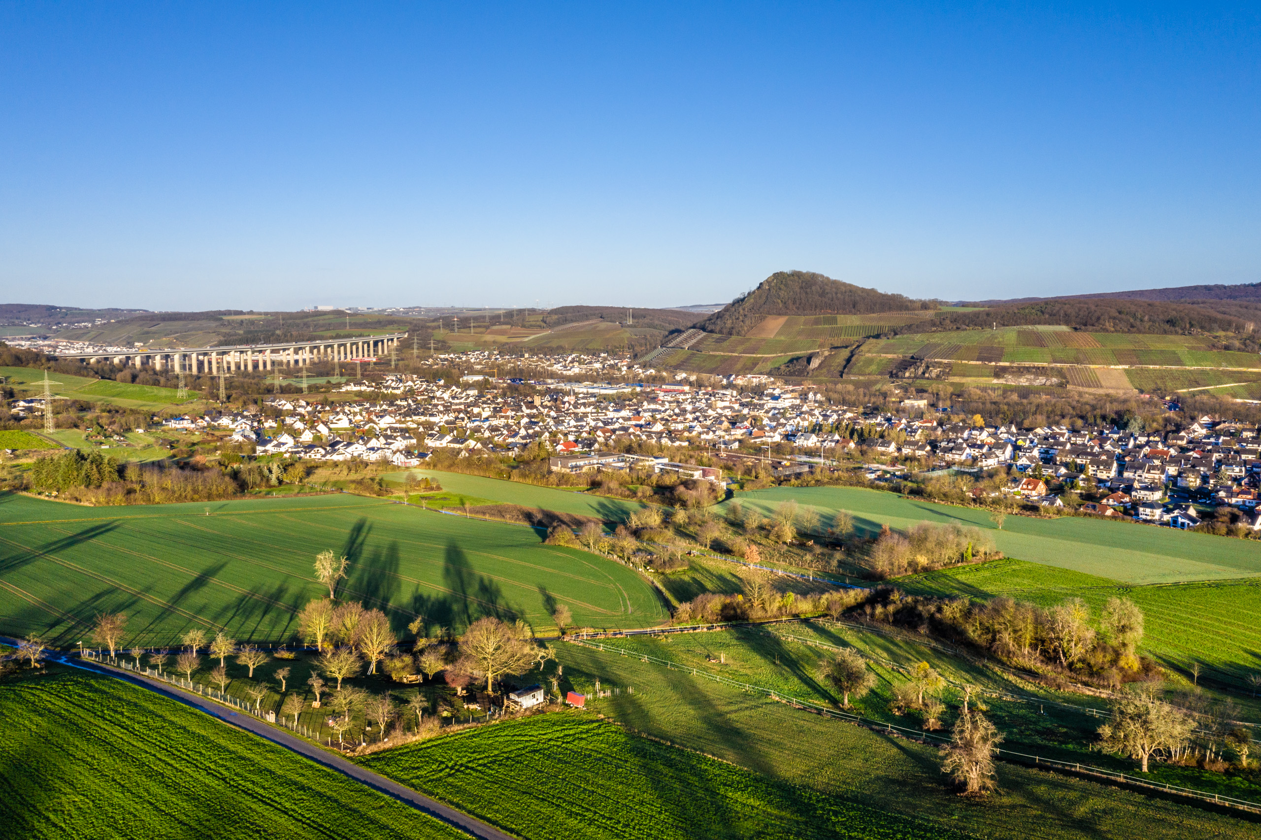 Heimersheim mit der Landskrone