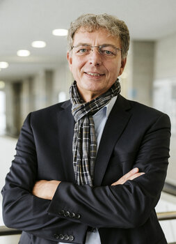 Prof. Dr. Christoph Beck