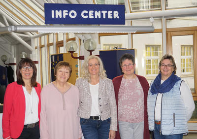 Mitarbeiterinnen des Info Centers