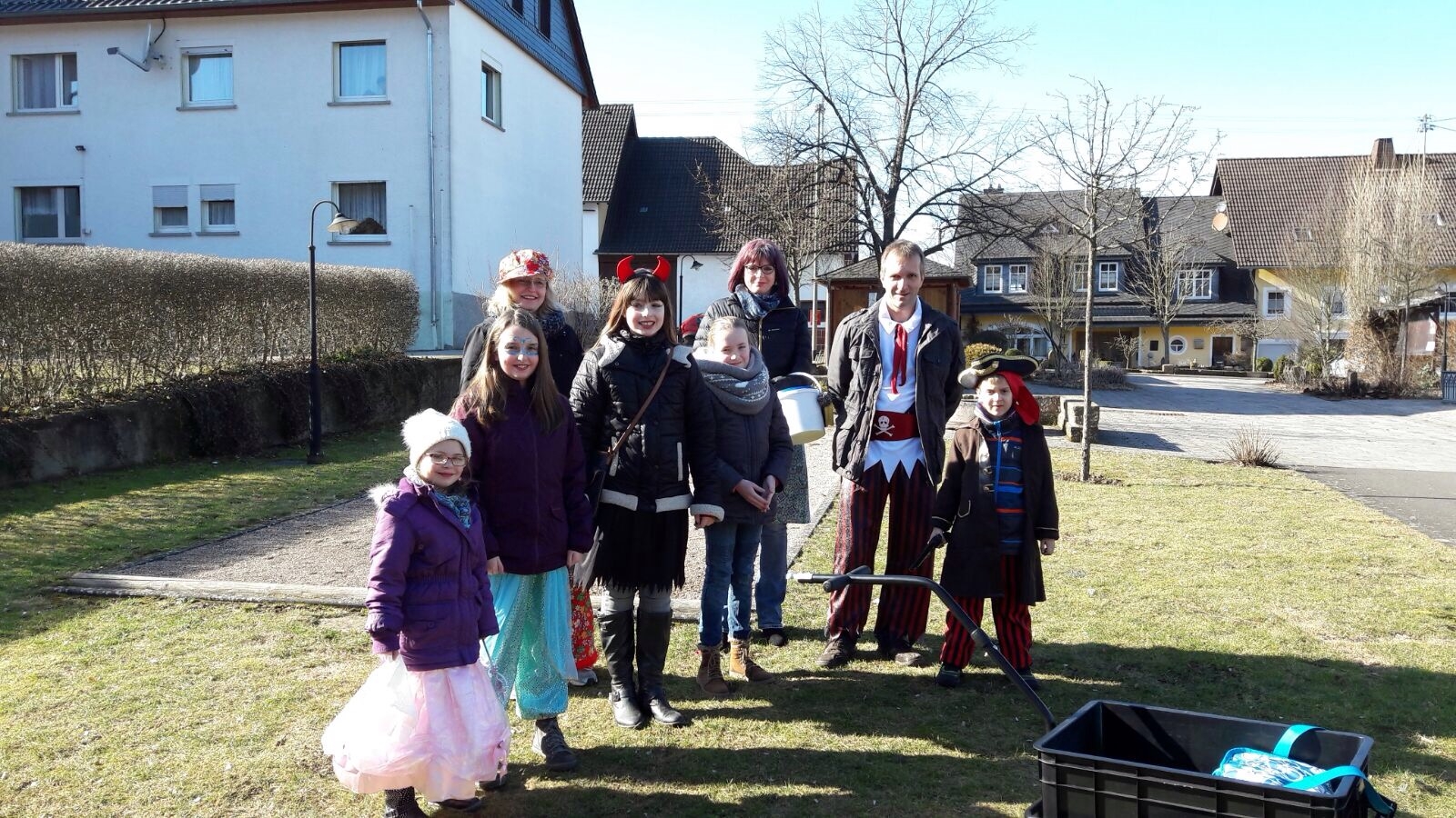 Fastnacht in Schmißberg: 186 Eier bei Dorfrundgang gesammelt