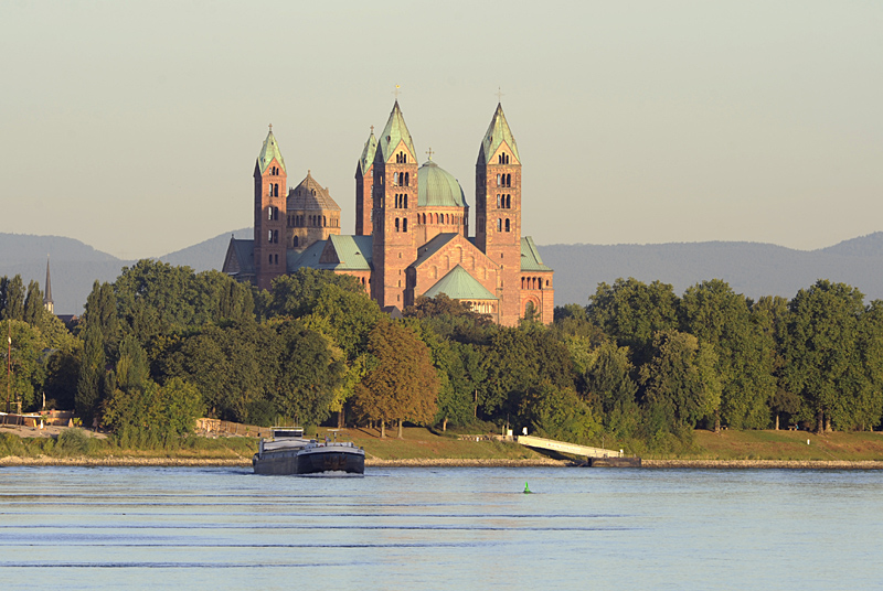 Kaiserdom am Rhein, © Klaus Venus