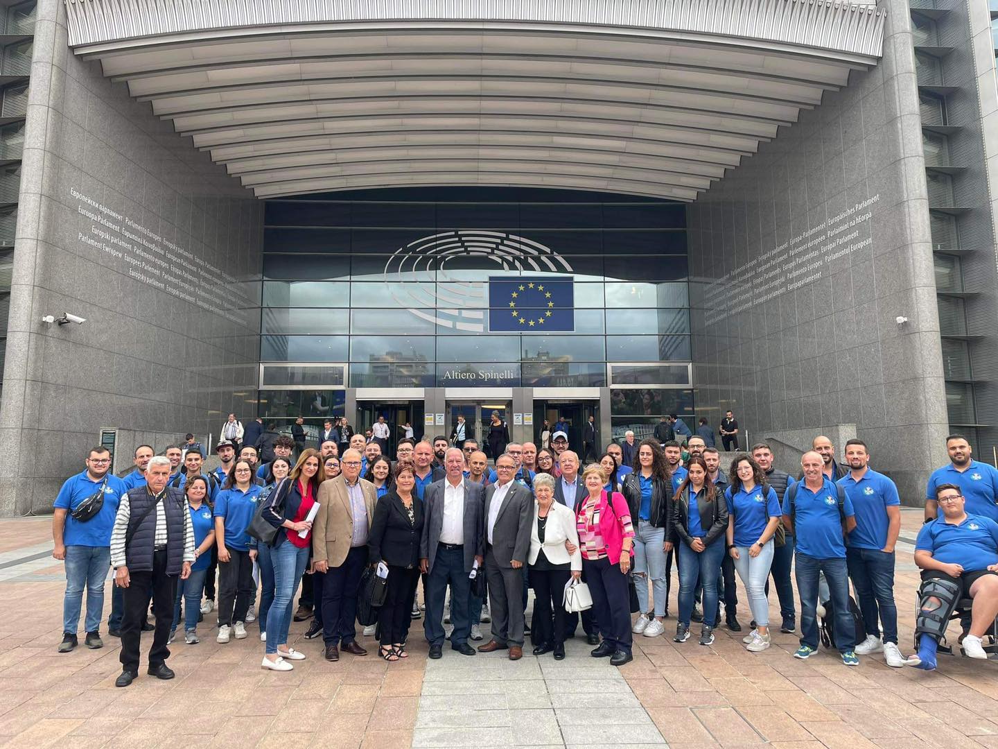 Gruppenfoto EU-Parlament (©La Vittoria Mellieha)