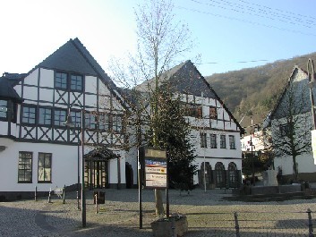 BrohlRathaus klein