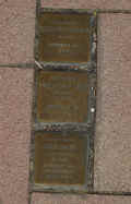 Fritzlar Stolpersteine 471.jpg (79708 Byte)