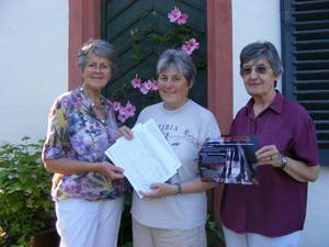 Sr. Lea Ackermann, Brunhilde Schierl, Sr. Annemarie Pitzl (v.l.)