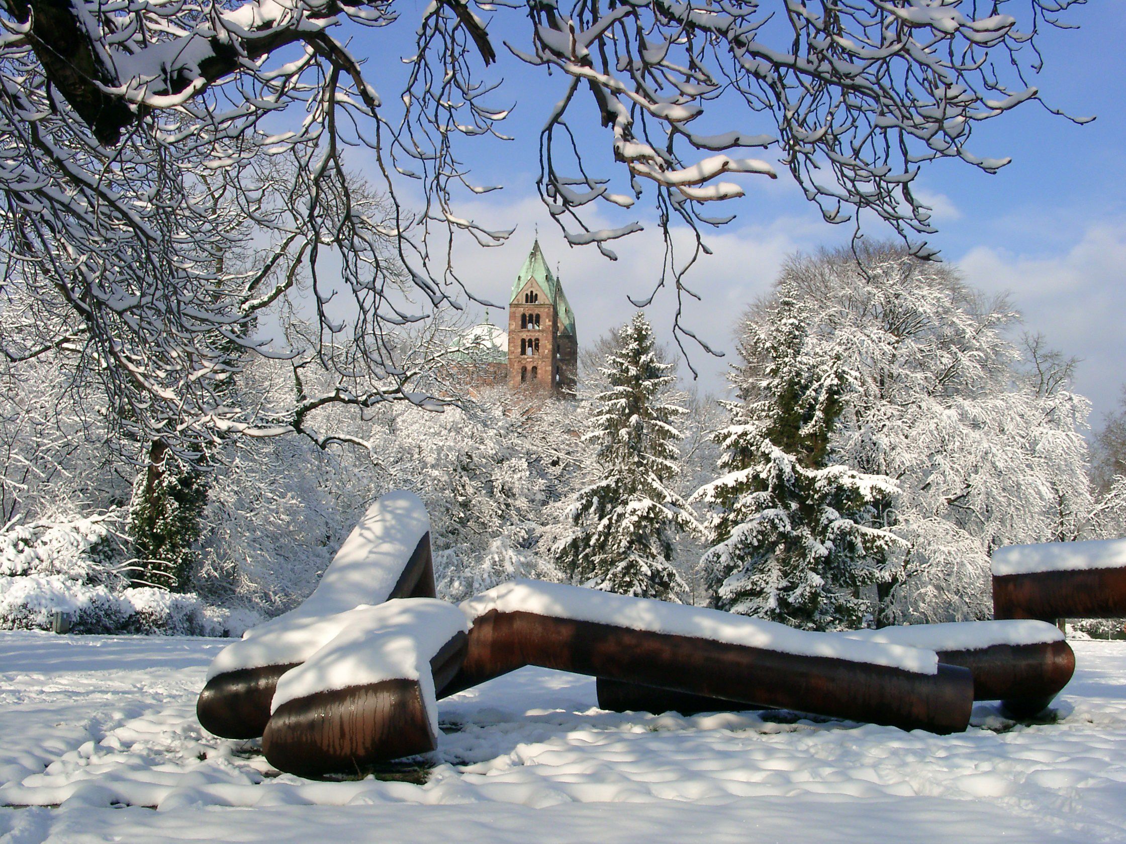 Winterimpression: Röhre von Franz Müller Steinfurth schneebedeckt, Foto © Milan Kostic