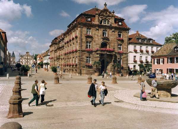 Ansicht des Stadthauses vom Domplatz aus