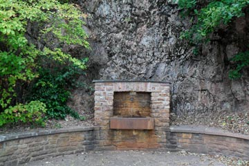 Sauerbrunnen Schwollen