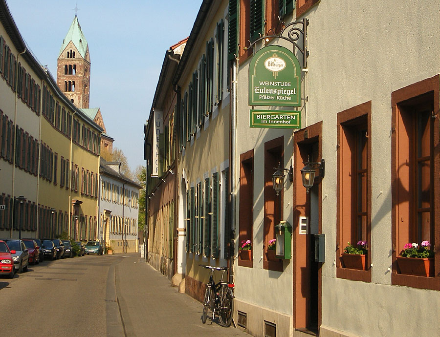 Straßenansicht auf die Kleine Pfaffengasse, © Matthias Nowack